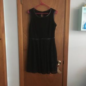Enfocus Studio Black Lace Sleeveless Dress